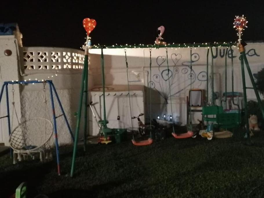 Chiclana El Principito Villa ชิกลานา เด ลา ฟรอนเตรา ภายนอก รูปภาพ